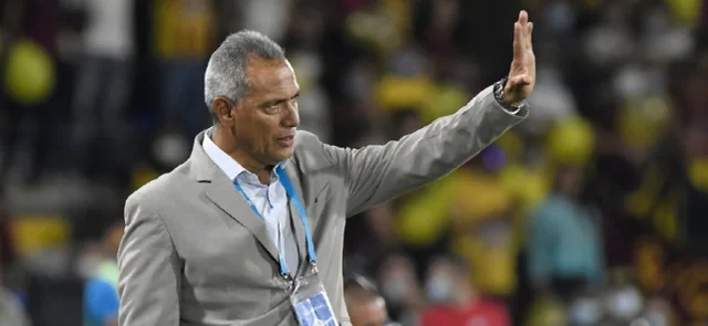 ¡Chao FPC! Hernán Torres definió su futuro en el 2024. / Foto: Vizzorimage.