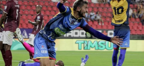 Fortaleza asume el liderato de manera parcial - VizzorImage / Daniel Ocampo