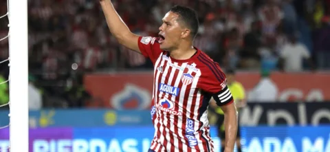 Carlos Bacca - Foto: VizzorImage/ Jairo Cassiani