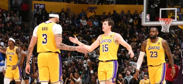 Victoria de los Lakers sobre los Mavericks - AFP