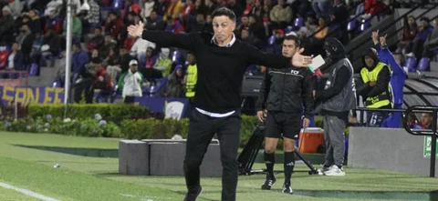 Pablo Peirano, técnico de Santa Fe - VizzorImage / Leonardo Castro