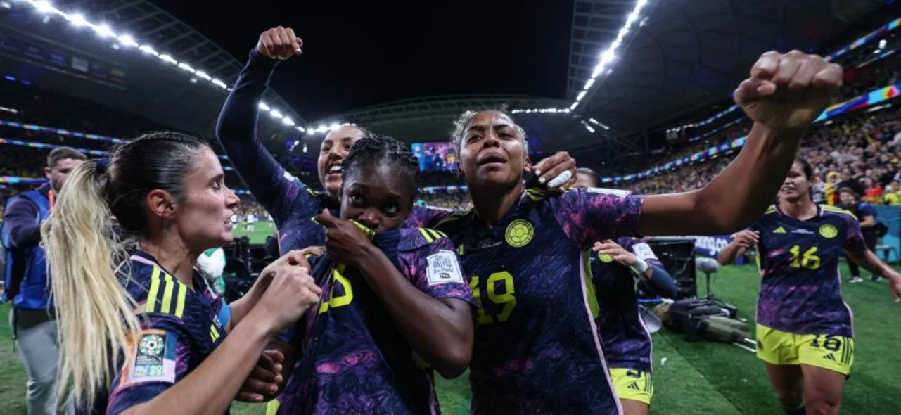 Colombia femenina sigue dando pasos agitanados / AFP