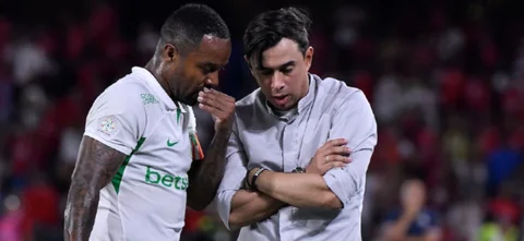 Dorlan Pabón dio la cara tras goleada a Nacional. / Foto: Vizzorimage.