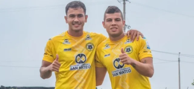 Efraín Navarro y Santiago Orozco en entrenamiento de Alianza - X: @apetrolera