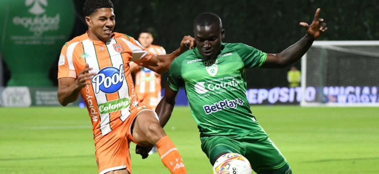 Equidad y Envigado empataron sin goles en Techo. / Foto: Vizzorimage.