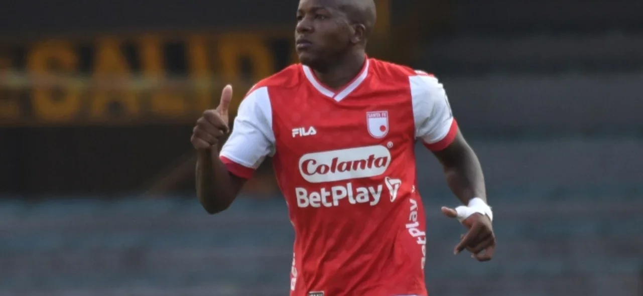 Francisco Chaverra - Delantero de Independiente Santa Fe - VizzorImage