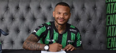 ‘Manga’ Escobar tiene nuevo equipo / Foto Nueva Chicago