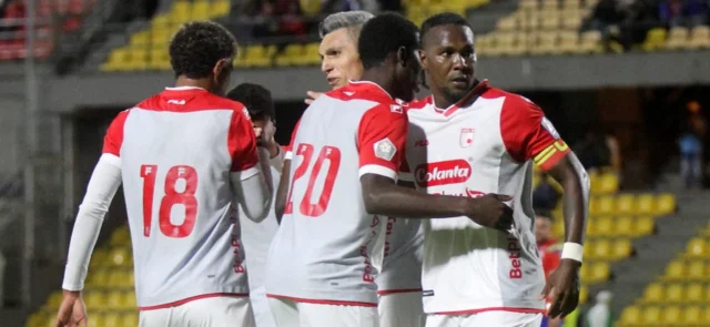 Santa Fe derrotó 0-1 a Pasto en la Liga BetPlay 2024-1 - VizzorImage