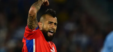 Arturo Vidal, molesto con los directivos de Colo Colo. / Foto: AFP.