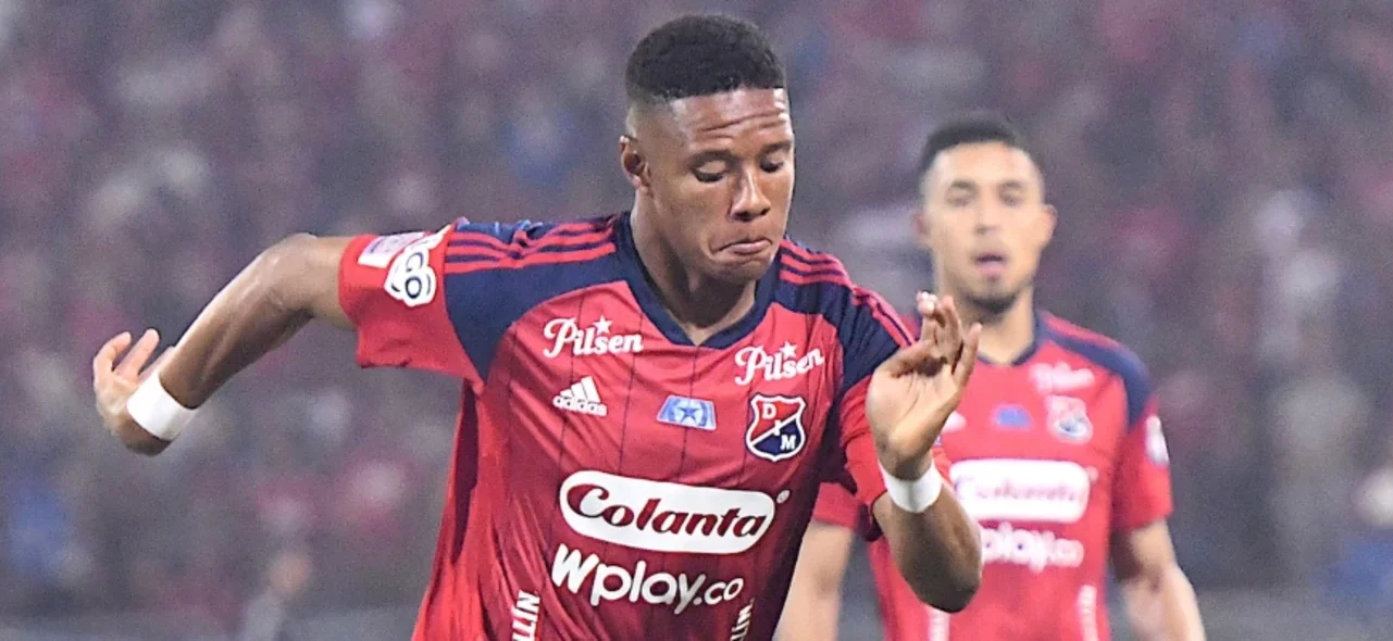 Yairo Moreno - Defensor de Independiente Medellín - VizzorImage