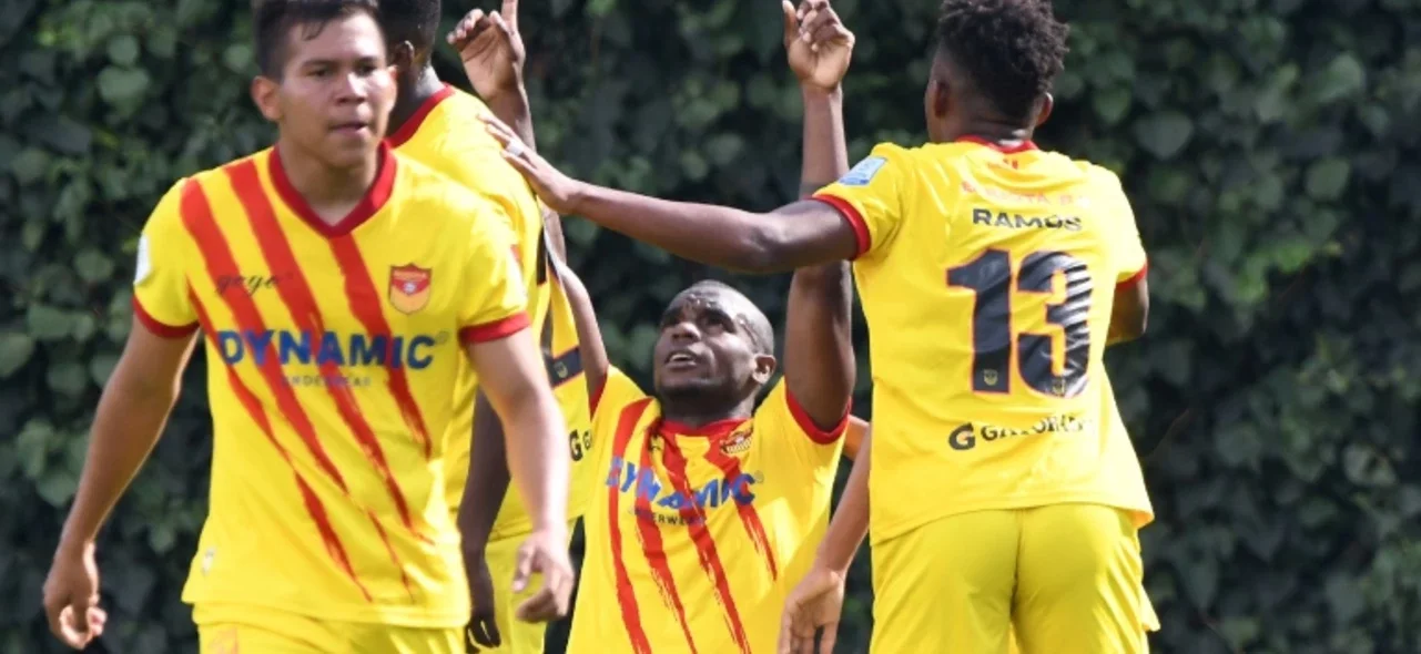 Triunfo de Bogotá 2-1 -VizzorImage / Felipe Caicedo