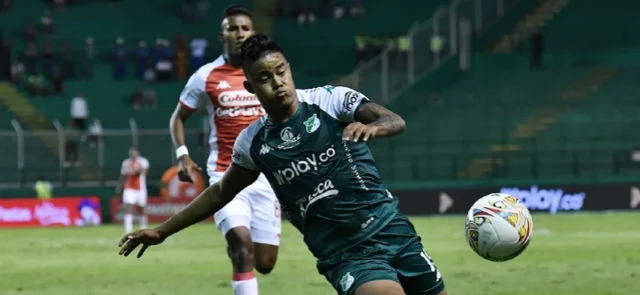 Santa Fe recibe a Deportivo Cali en el estadio El Campín. / Foto: Vizzorimage.