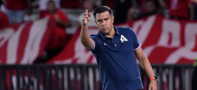 César Farias - Foto - VizzorImage/ Gabriel Aponte