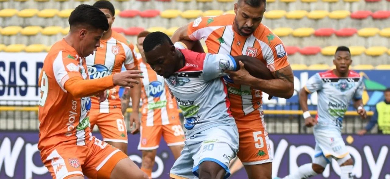 Fortaleza 1 - 1 Envigado - VizzorImage / Felipe Caicedo