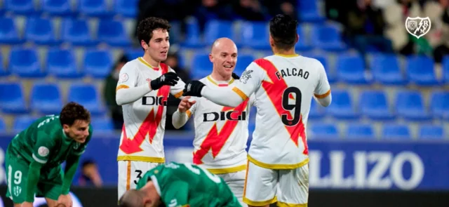 Falcao y su equipo - Foto: Rayo Vallecano