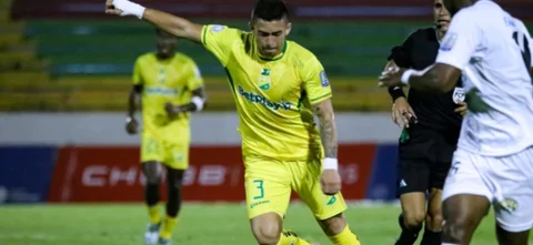 Triunfo de AtlétIco Huila -VizzorImage / Sergio Reyes