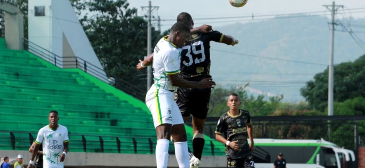 Internacional sumó sus primeros tres puntos - VizzorImage / Felipe Galeano