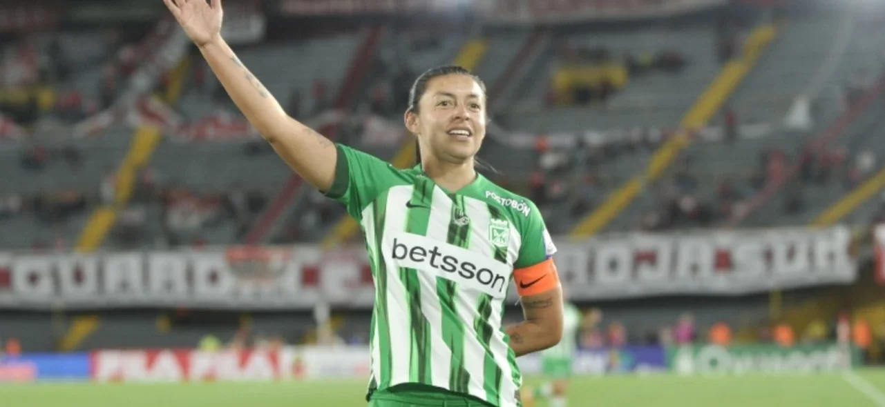 Nacional venció a Santa Fe 0-4 - VizzorImage / Luis Ramirez