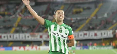 Nacional venció a Santa Fe 0-4 - VizzorImage / Luis Ramirez