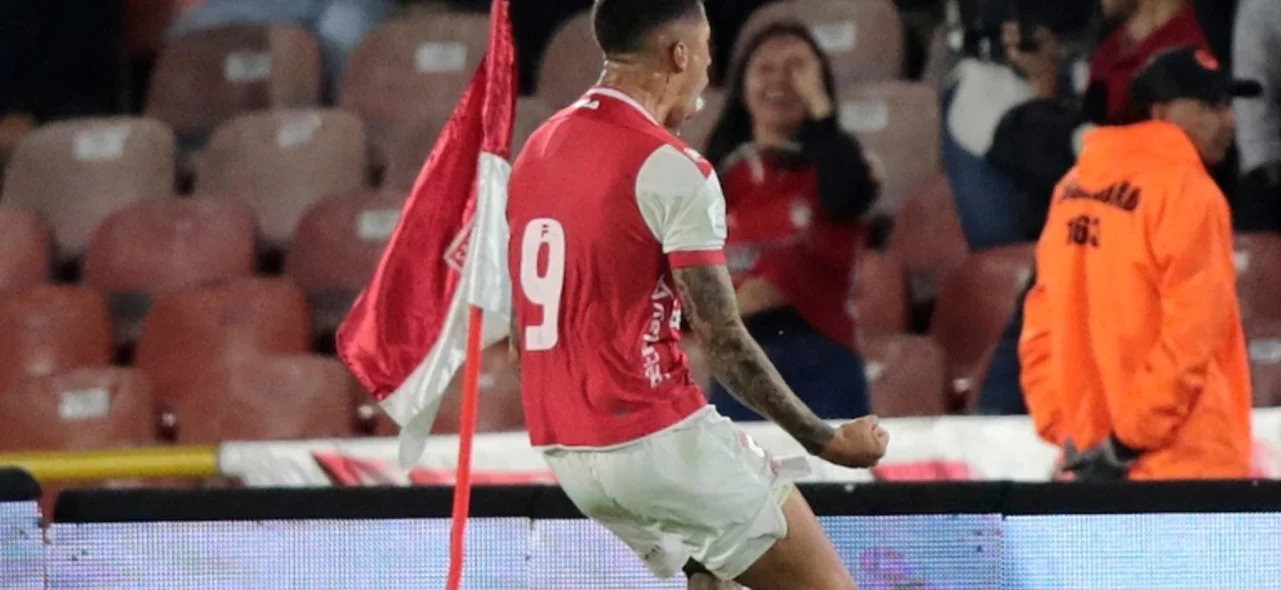 Victoria de Santa Fe sobre Junior -VizzorImage / Andres Rot