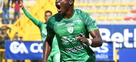 Viveros fue el autor del gol. / Foto: Vizzorimage.