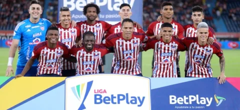 Junior buscó el primer gol de la noche ante Pasto. / Foto: Vizzorimage.