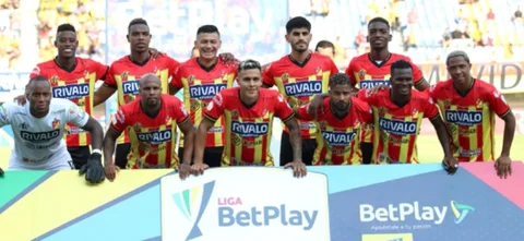 Pereira se salvó del gol de Fortaleza. / Foto: Vizzorimage.