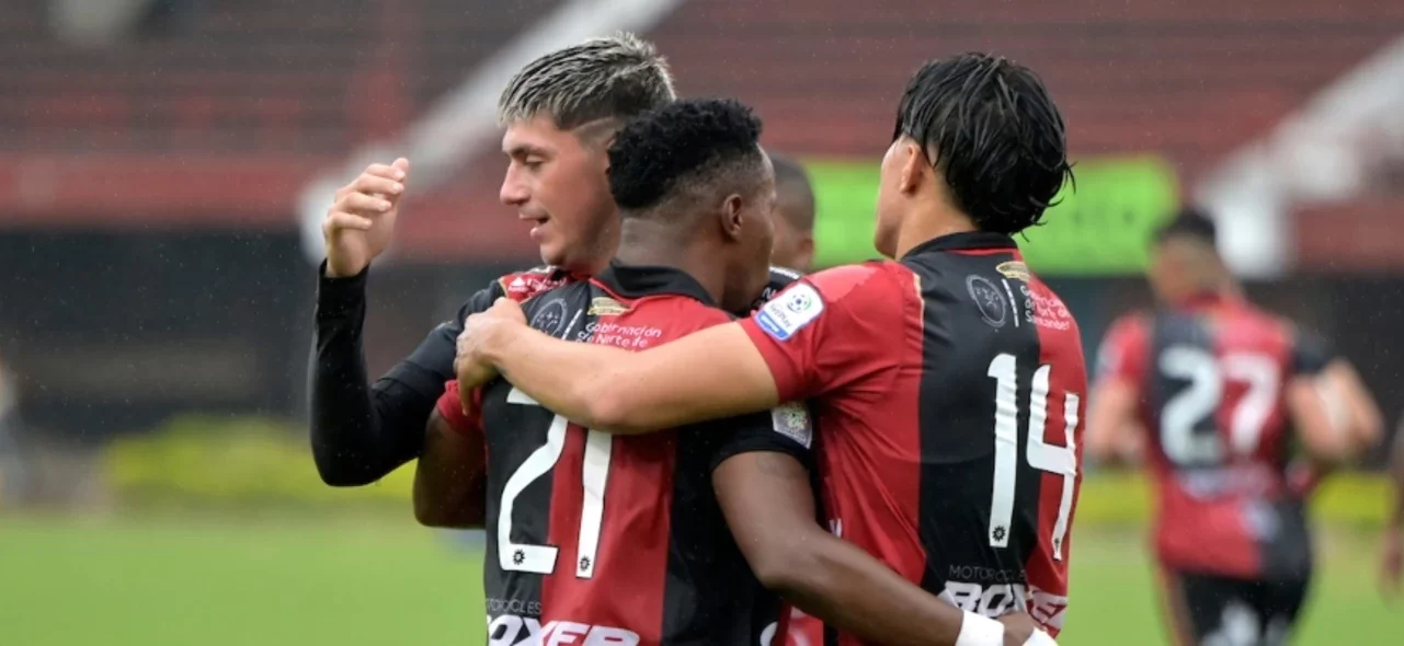 Cúcuta remontó y ganó ante Barranquilla. / Foto: Vizzorimage.