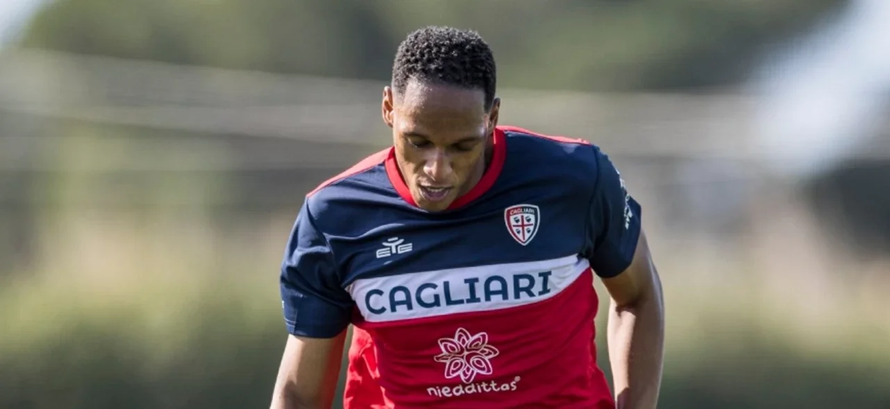 Así le fue a Yerry Mina en su primer juego con Cagliari. / Foto: X Cagliari.