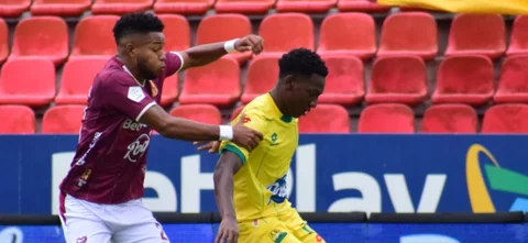 Yhormar Hurtado y Daniel Mosquera en el Tolima 0-0 Bucaramanga - VizzorImage