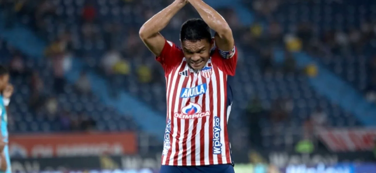 Carlos Bacca - VizzorImage