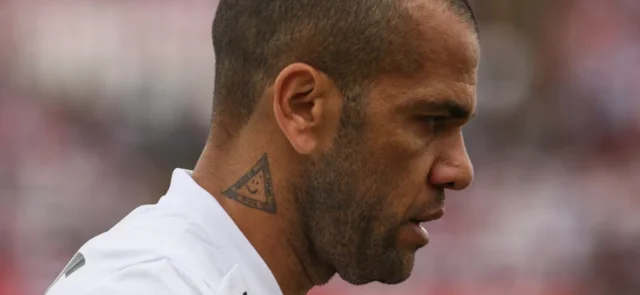 Hermano de Dani Alves desmintió supuesto suicidio / AFP