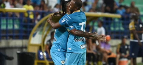 Triunfo de Jaguares sobre Atlético - VizzorImage / Andrés Felipe López