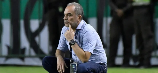 Jaime de la Pava director técnico de Deportivo Cali - VizzorImage / Gabriel Aponte