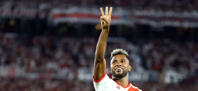 Borja anotó el doblete del triunfo de River ante Independiente en la Copa de Argentina. / Foto: AFP.