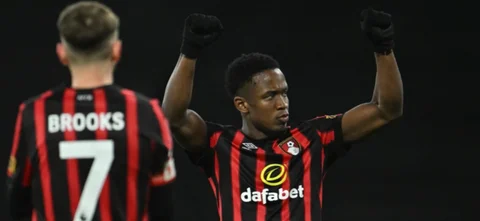 Sinisterra será baja en la Premier League - AFP