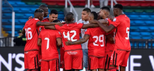 Tulio Gómez recibió un duro castigo por parte de Dimayor | Foto: VizzorImage / Gabriel Aponte