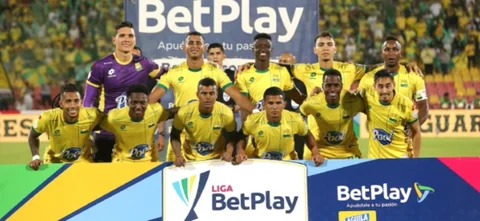 Bucaramanga y la nueva opción de gol ante Patriotas. / Foto: Vizzorimage.