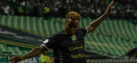 Gustavo Torres fue el autor del gol de la victoria de Once Caldas ante Cali. / Foto: Vizzorimage.