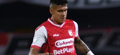 Julián Millán - Defensa de Independiente Santa Fe - VizzorImage