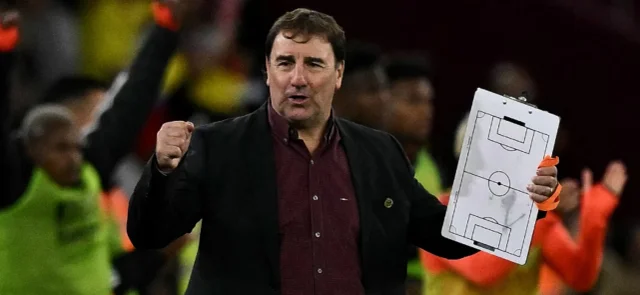 Néstor Lorenzo acumula 17 juegos de invicto con Colombia - AFP