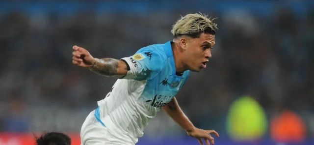 Nuevo golazo de Juan Fernando Quintero / Foto Racing