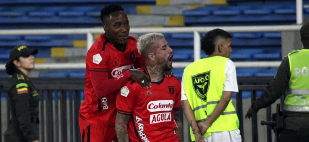 Rodrigo Holgado marcó doblete ante Boyacá Chicó - VizzorImage