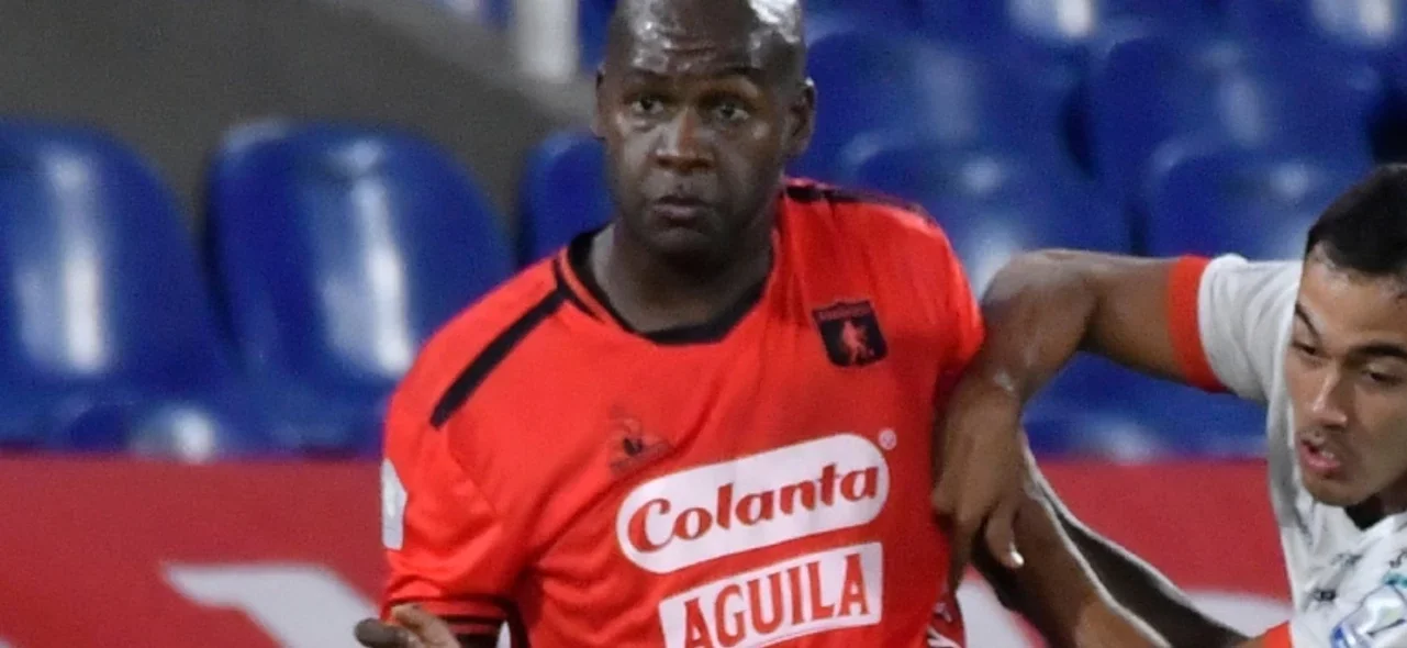 Víctor Ibarbo - Delantero de América de Cali - VizzorImage