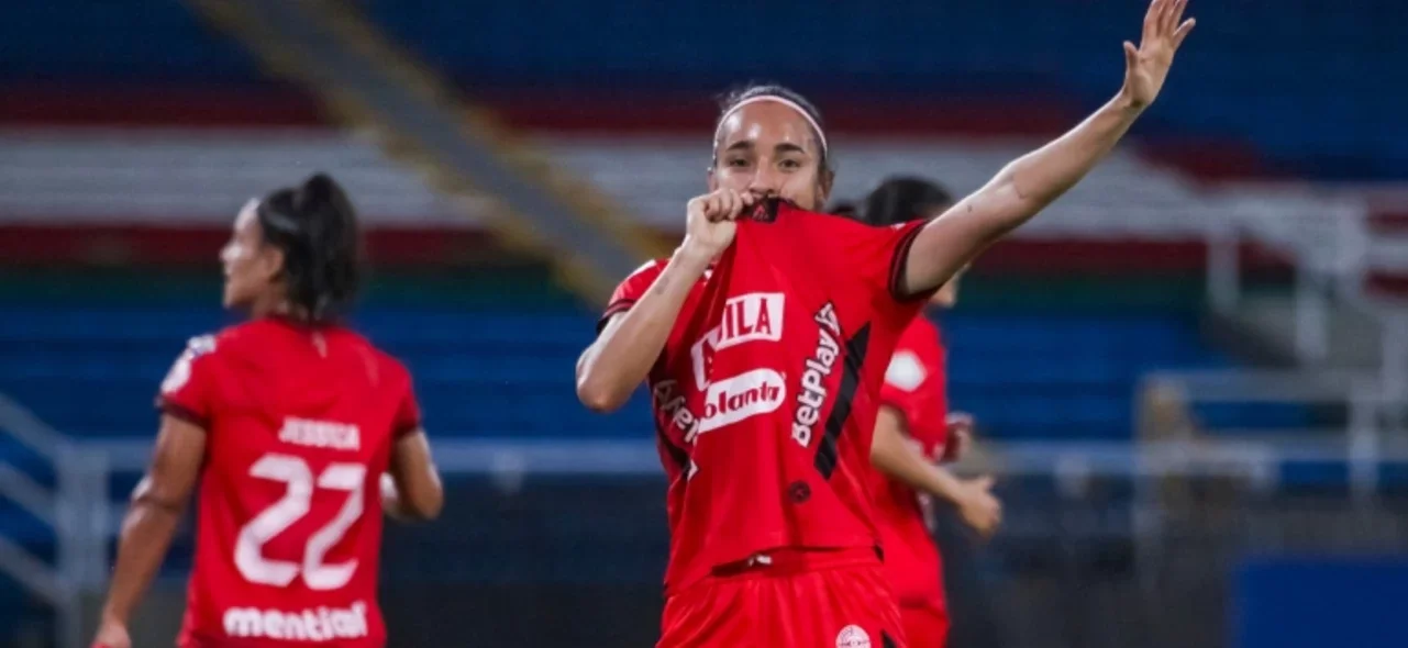 Victoria para América sobre Pereira - VizzorImage / Luisa Lesmes