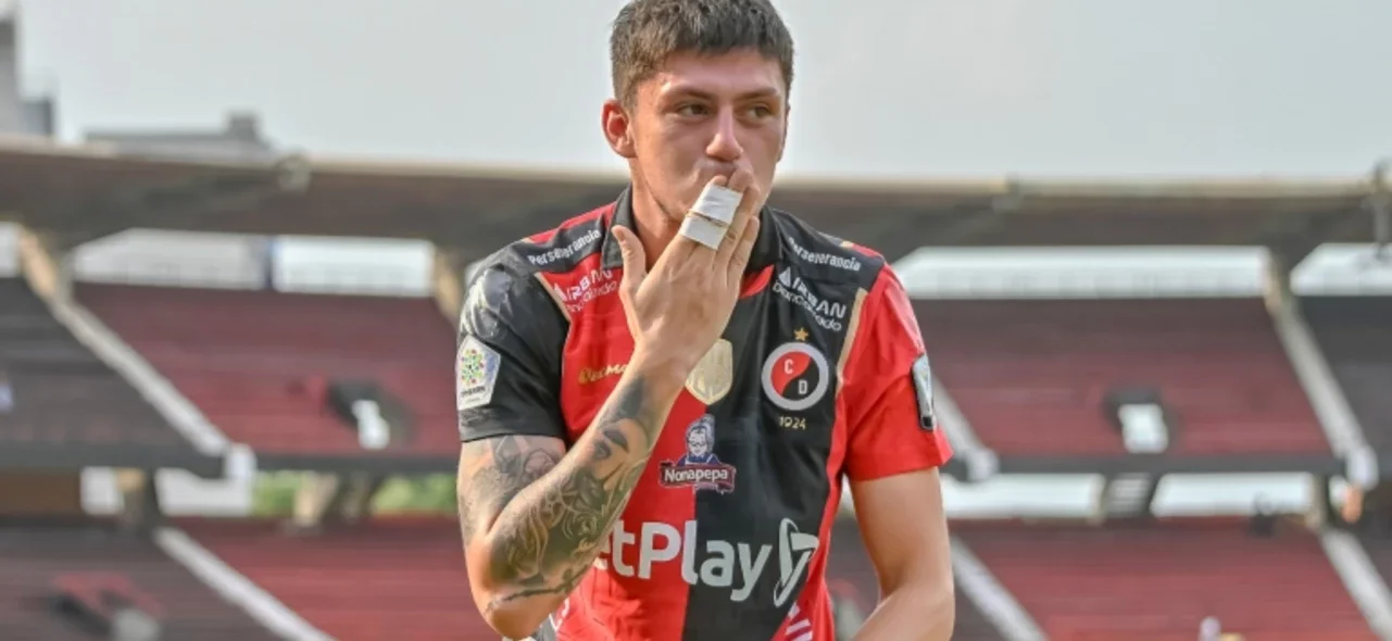 Valentín Robaldo - VizzorImage / Juan Pablo Bayona