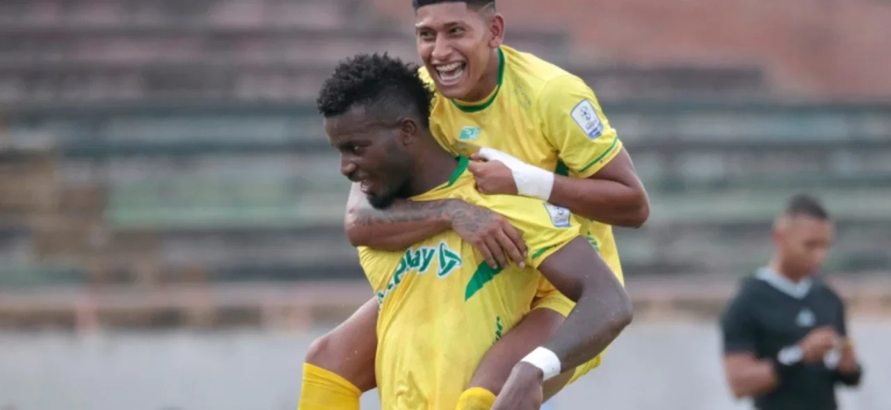 Huila quiere ir por más - VizzorImage / Sergio Reyes