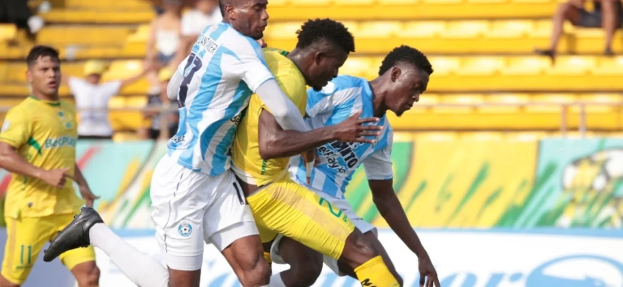 Los 'opitas' continúan intratables - VizzorImage / Sergio Reyes