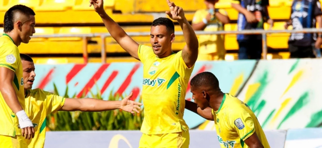 Triunfo para Huila sobre Barranquilla - VizzorImage / Sergio Reyes