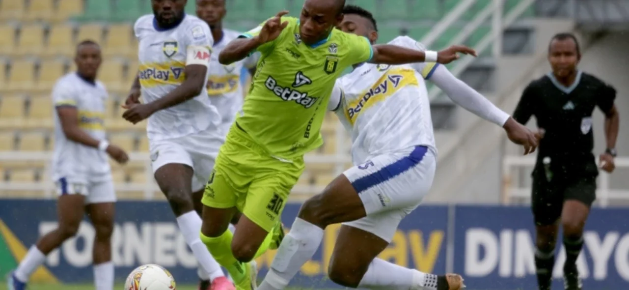 'Inter' lo ganó sobre el final - VizzorImage / Samir Rojas